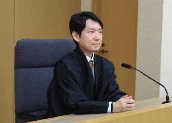 裁判官 71RT67PmdpL._AC_UF350,