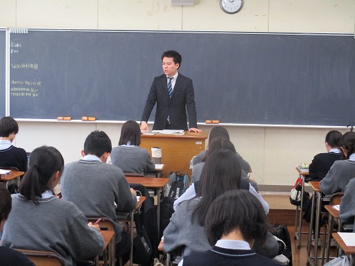 写真：出前講義の様子1