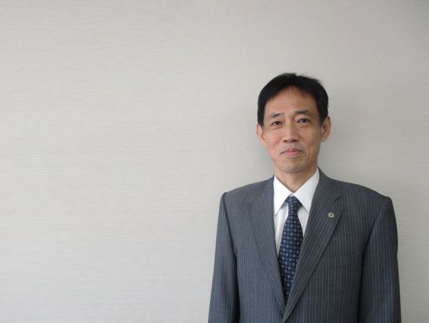 写真：千葉地方裁判所長