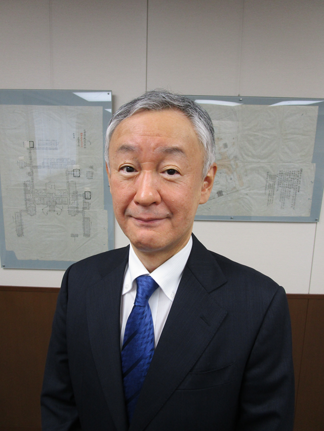 写真：千葉地方裁判所長