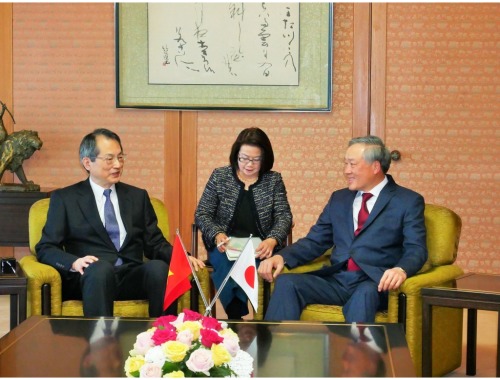 image:Chief Justice of the Supreme People’s Court of the Socialist Republic of Vietnam visits the Supreme Court of Japan 1