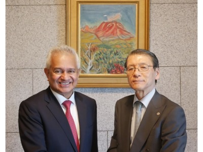 image: The H.E. Tommy Thomas and Justice HAYASHI Keiichi