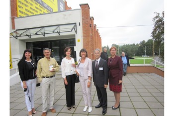 image1: Group photo