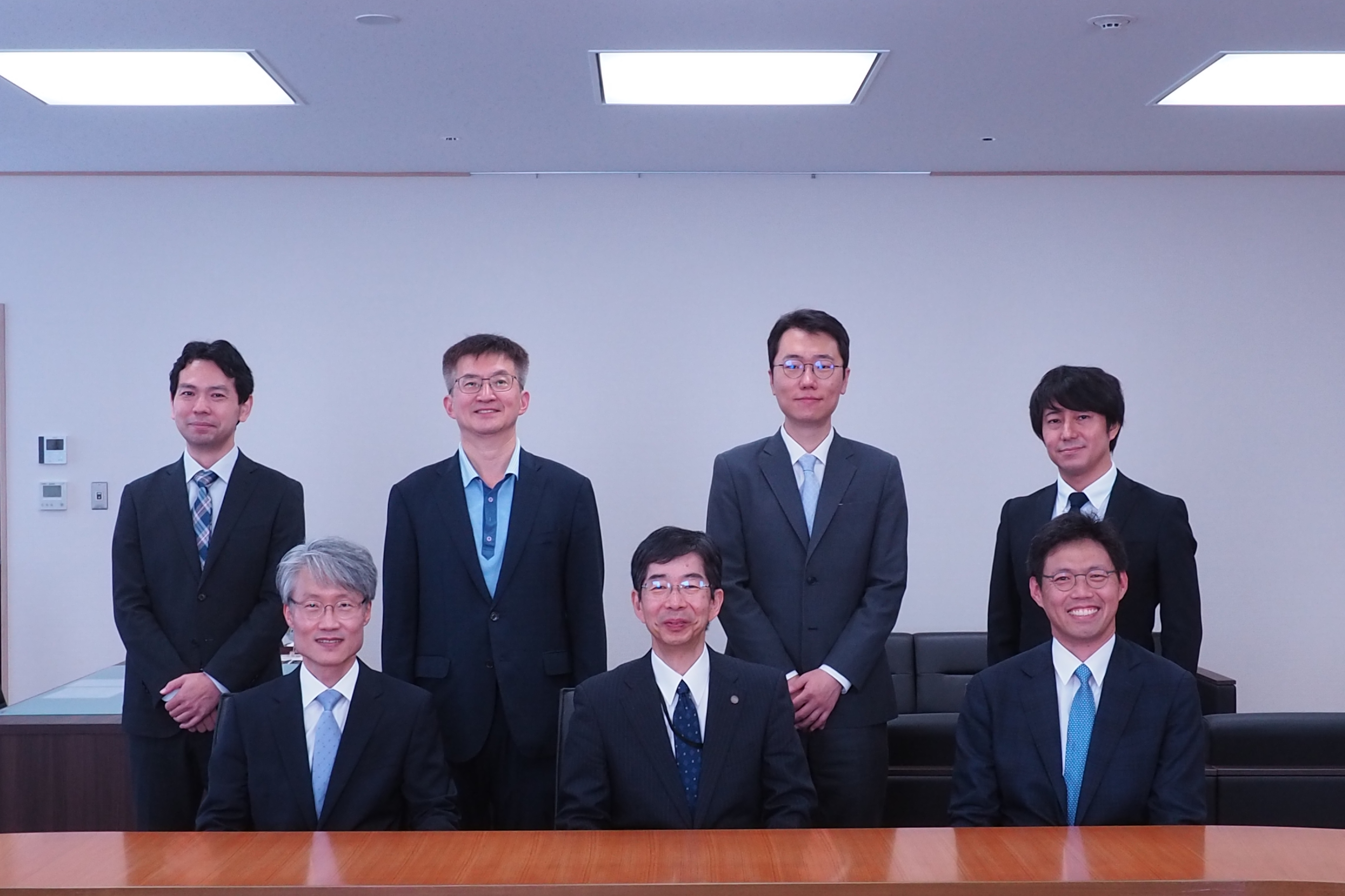 知財高裁判事及び韓国判事