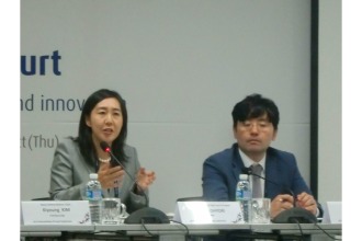 写真:会議の様子その2