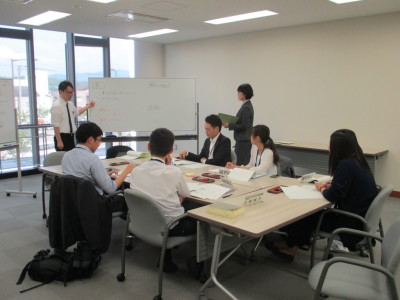 写真：模擬評議