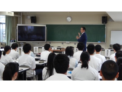 写真：裁判手続説明