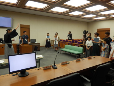 写真：法定見学の様子2