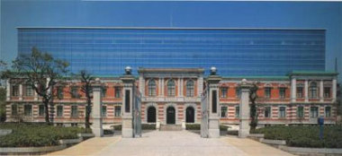 写真：神戸地方裁判所(全景)