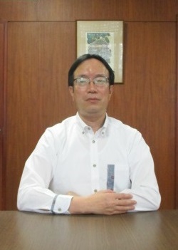 写真：那覇地方裁判所長　柴田義明