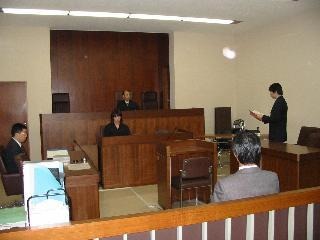 写真：弁護人の証拠請求