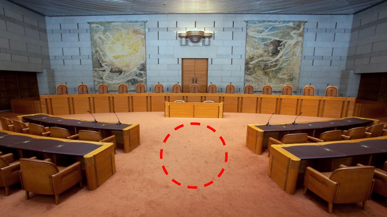 法廷証言