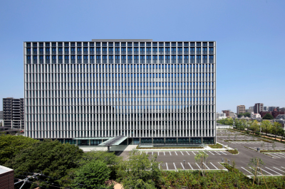 写真：福岡高等・地方・家庭・簡易裁判所外観