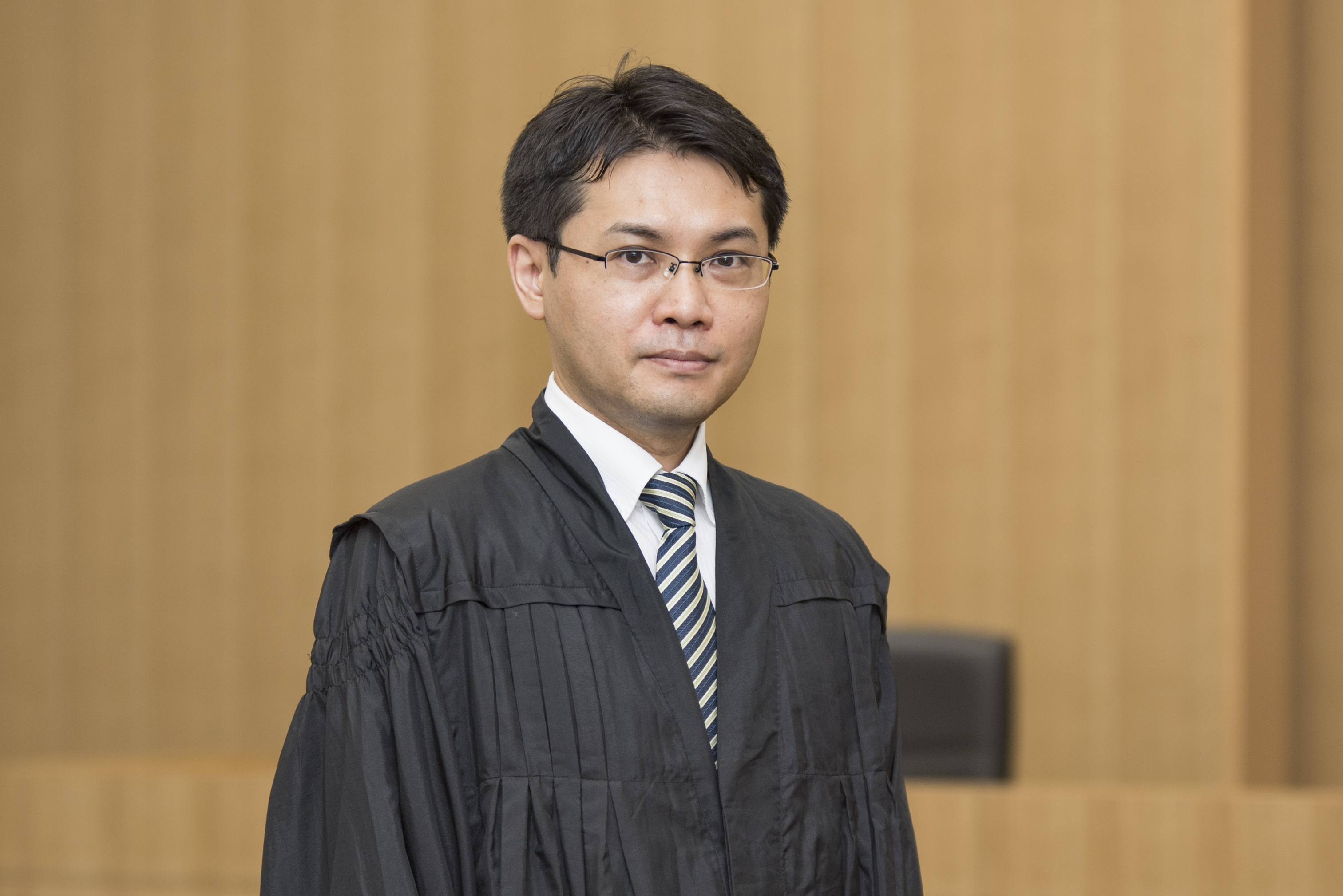 裁判官