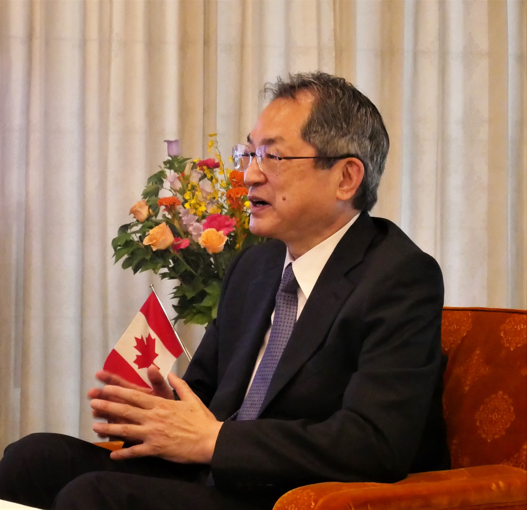 写真（会談中の大谷長官）