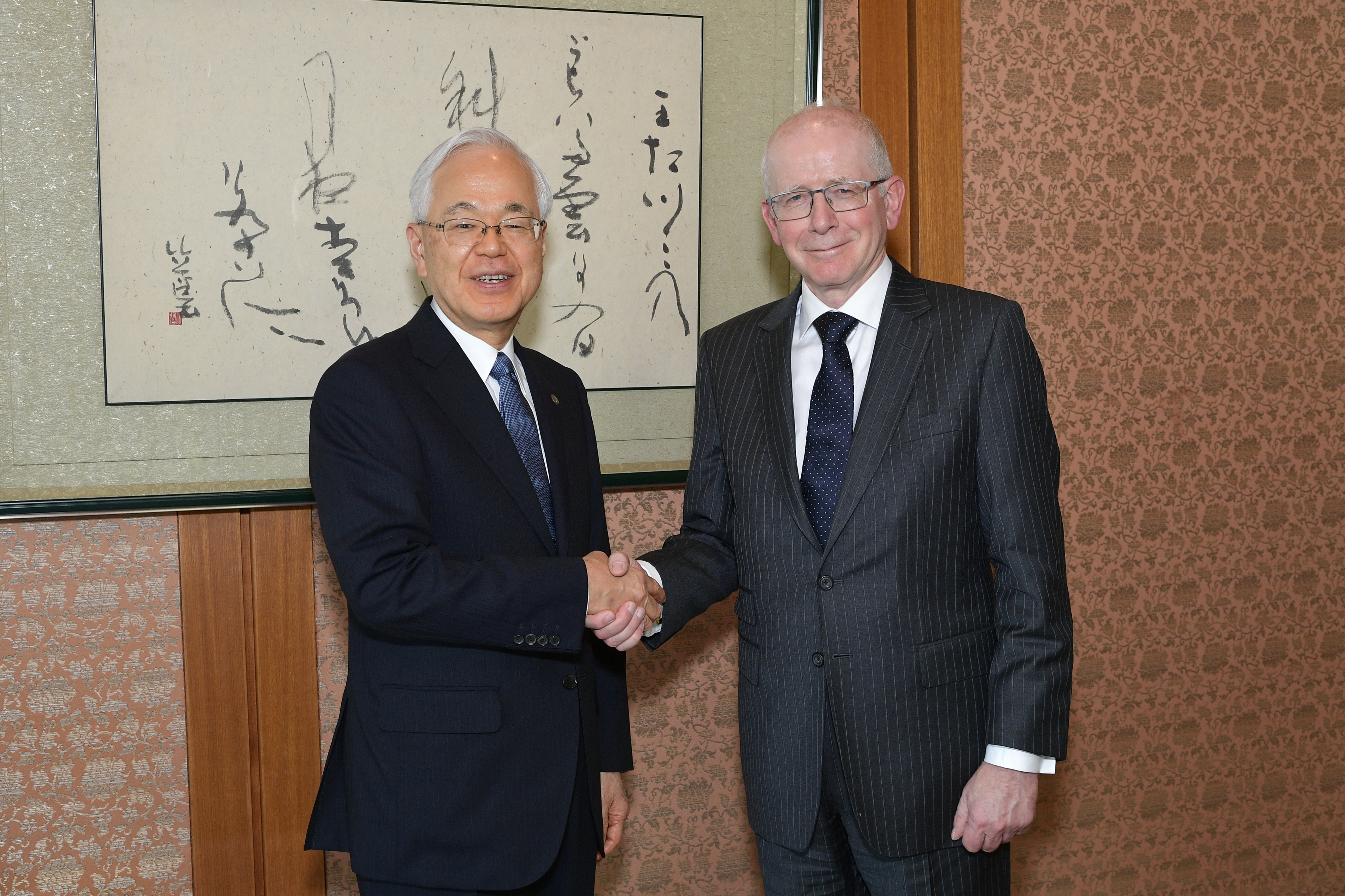 リード長官と戸倉長官