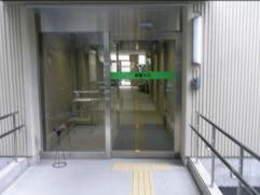 写真：新館への連絡通路