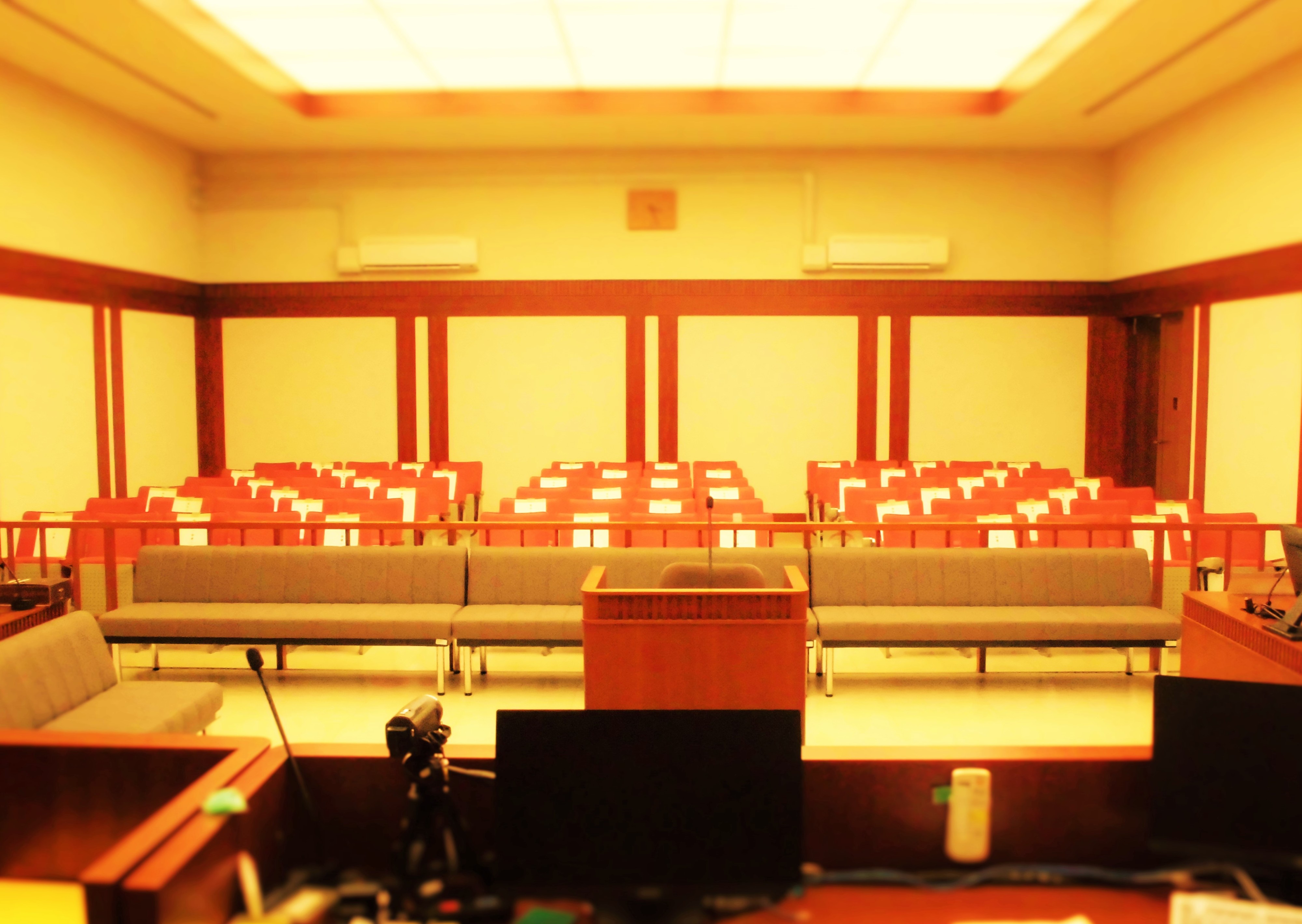 写真：裁判官席からの視点